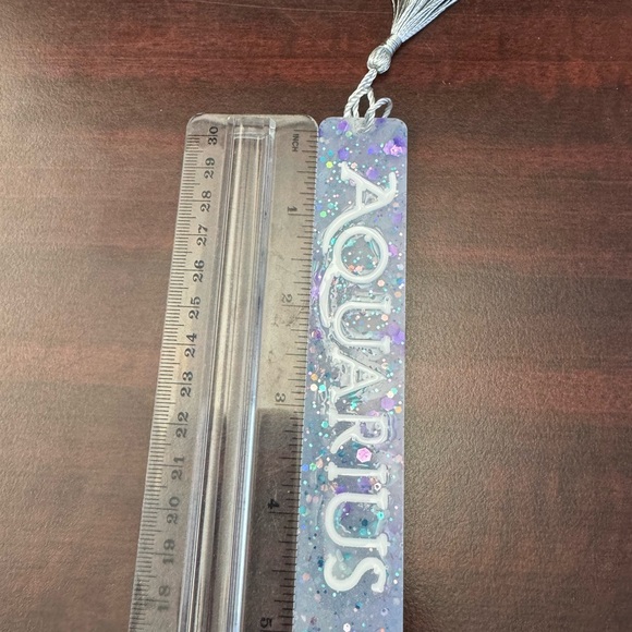 Bookmark - Picture 7 of 8